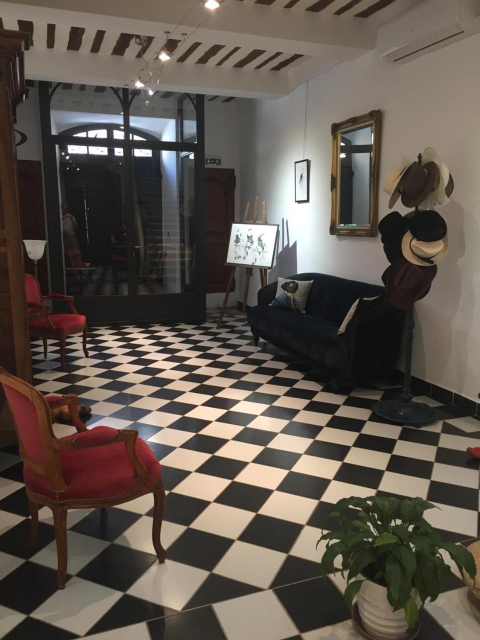 ビュイ・レ・バロニ Ancienne Cure Bed & Breakfast エクステリア 写真
